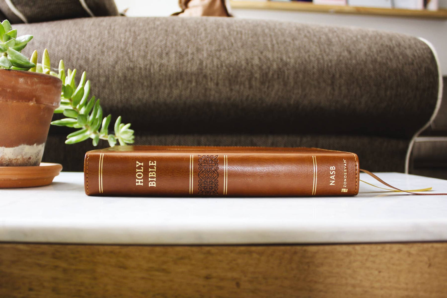 Bible brown Leathersoft Personal Size NASB Large Print