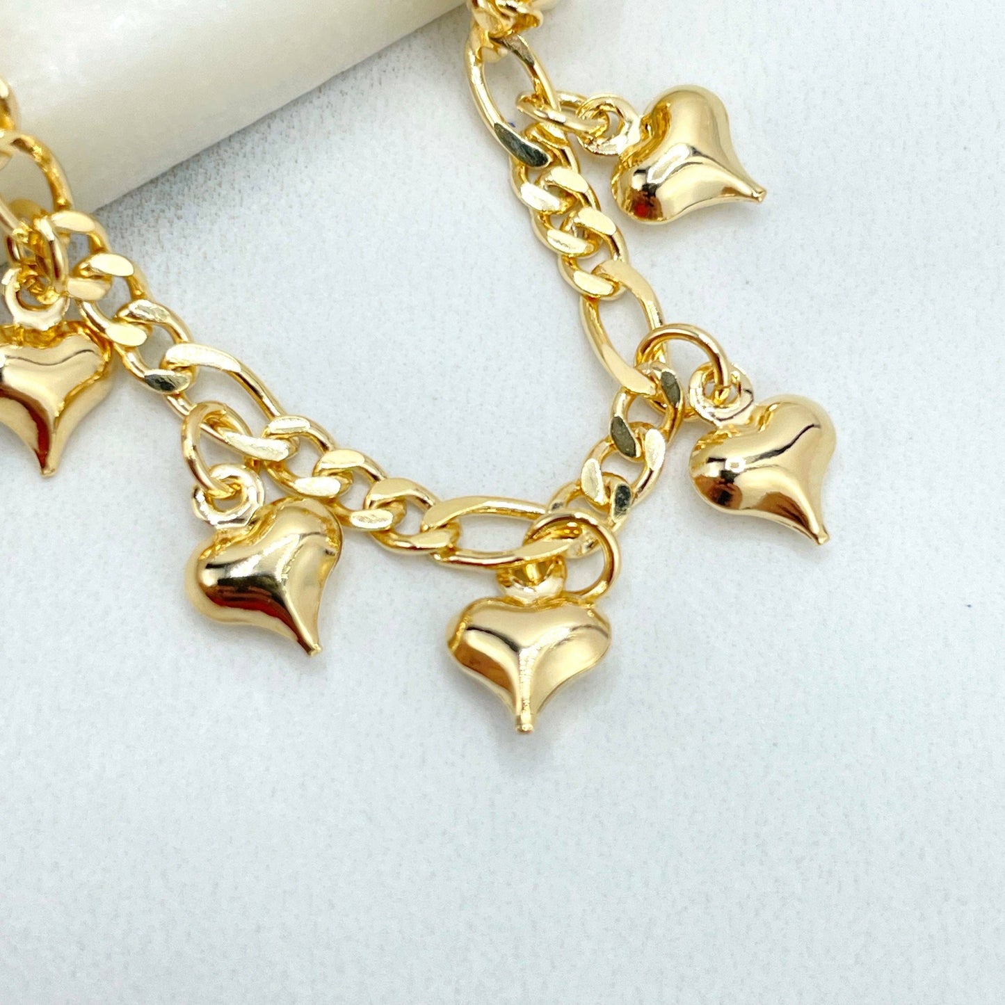 18K Figaro Chain Bracelet with Hearts