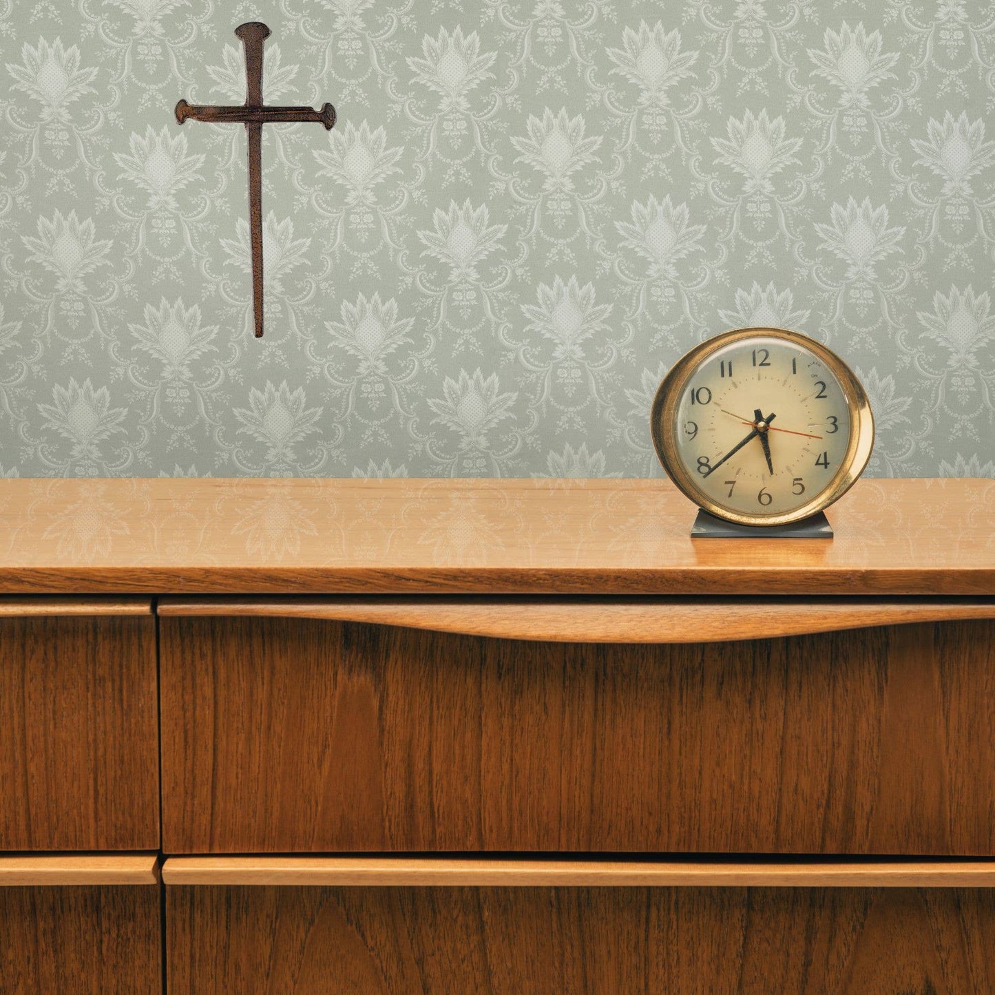 3 Nail WALL CROSS