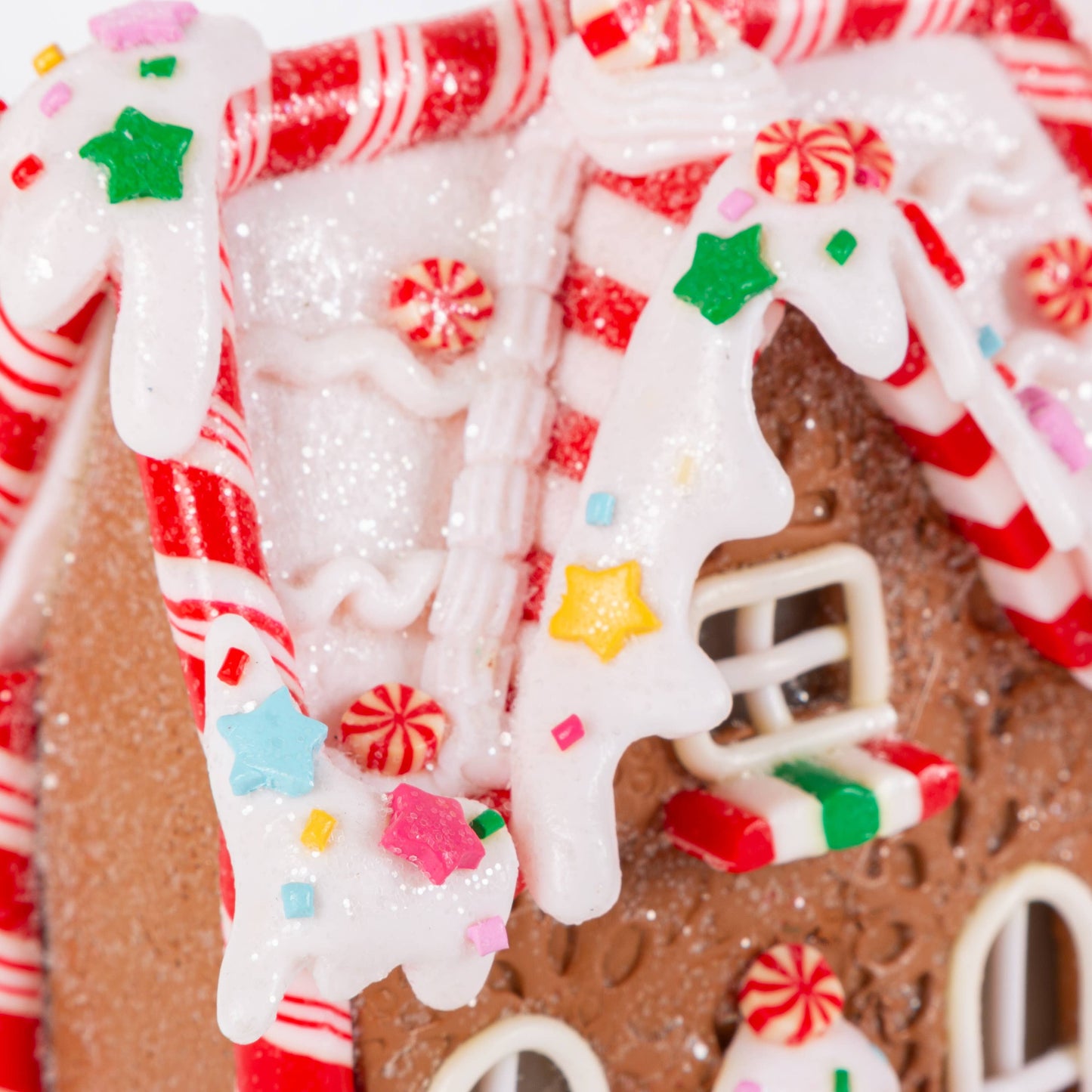 Gingerbread house lighted b/o