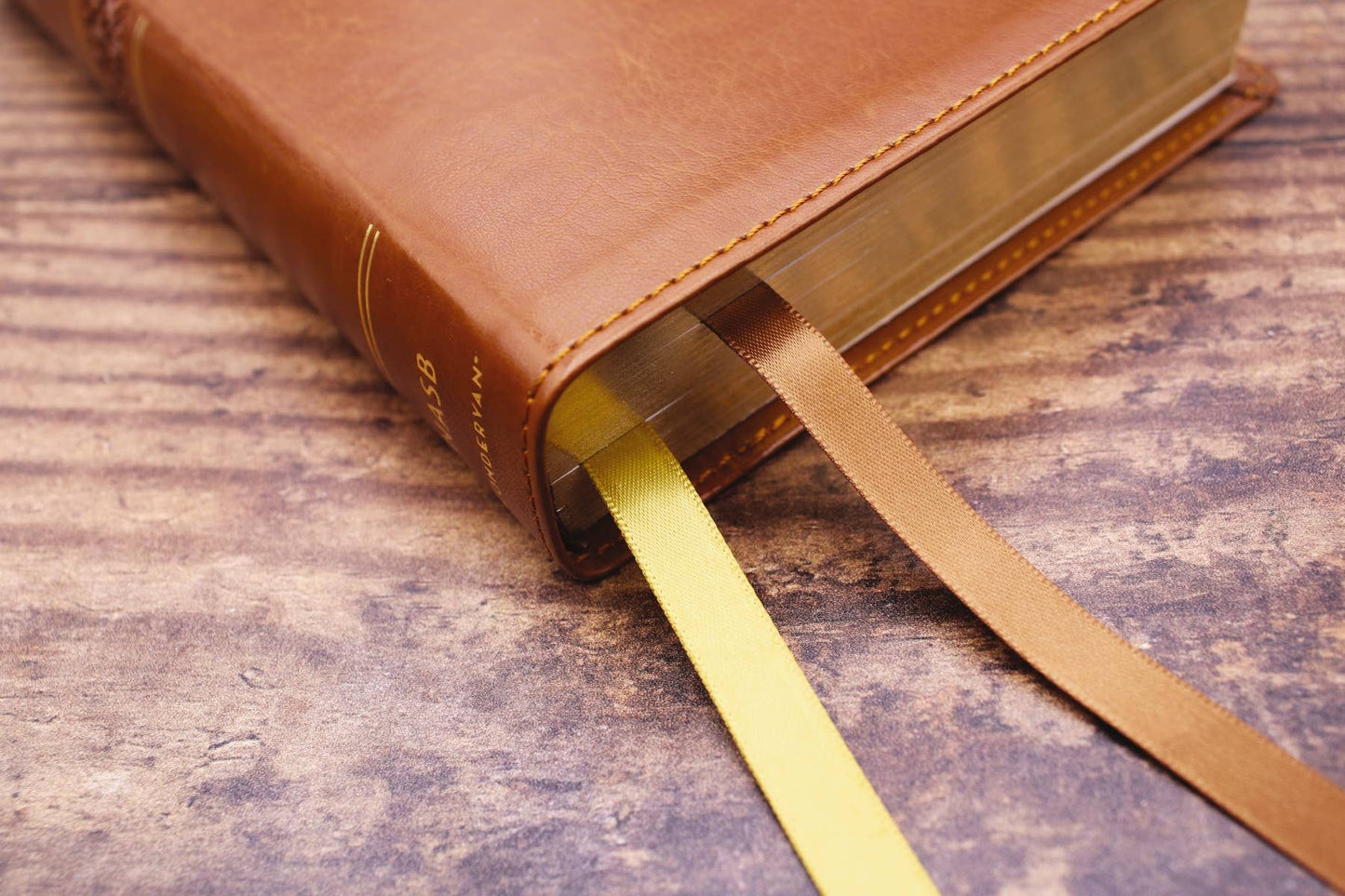Bible brown Leathersoft Personal Size NASB Large Print