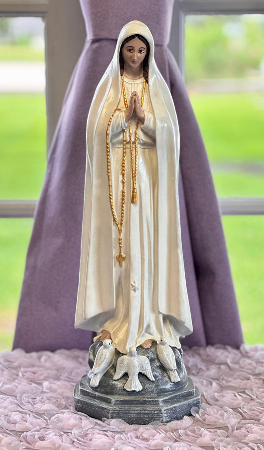 Our Lady Of Fatima statue