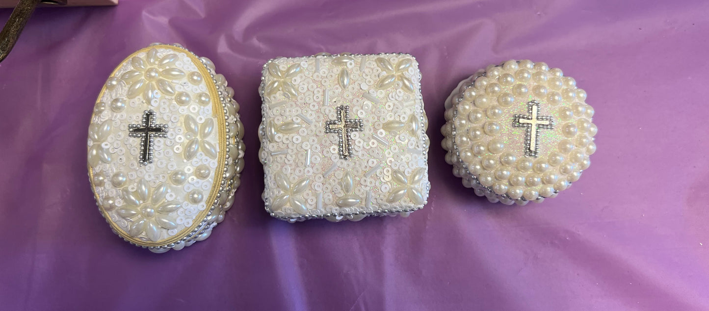 Gift basket - pillow