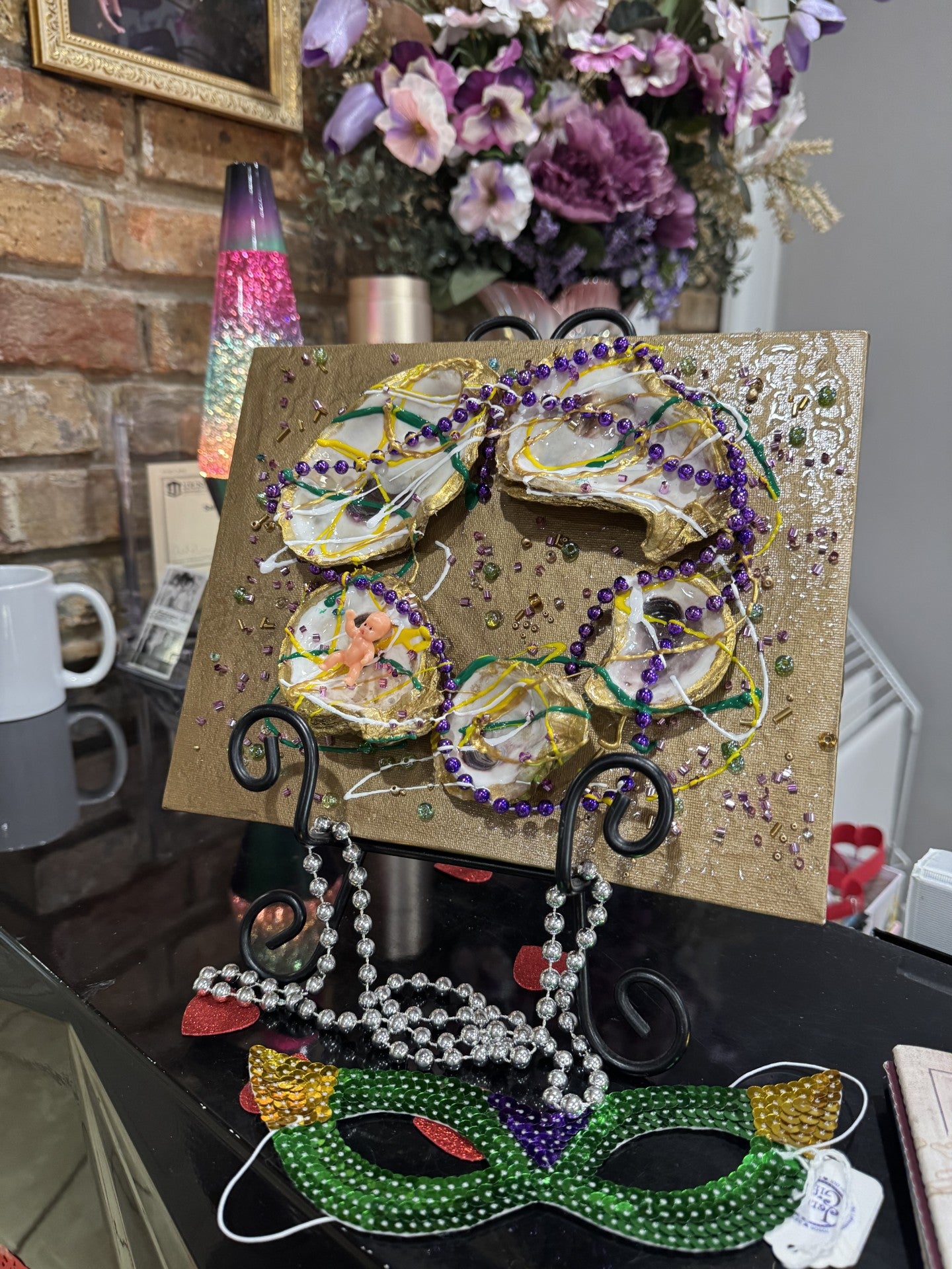 KingCake MardiGras Oyster shell wreath