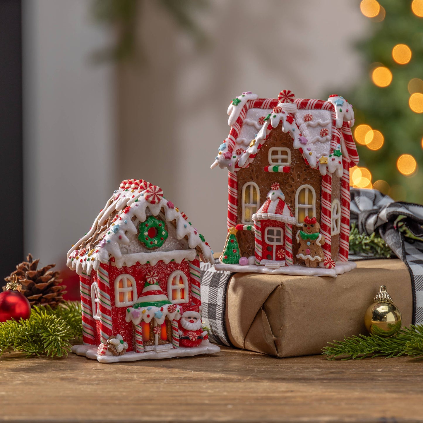 Gingerbread house lighted b/o