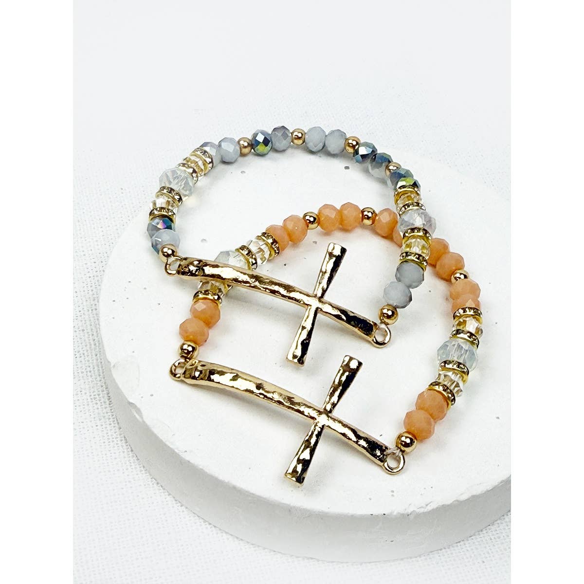Hammered Cross Bead Stretch Bracelet: Mixed colors