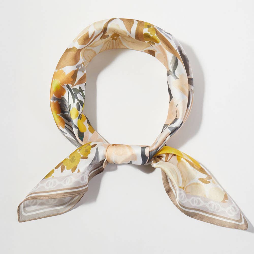 Vintage Floral Garden Print Square Bandana Scarf: Beige