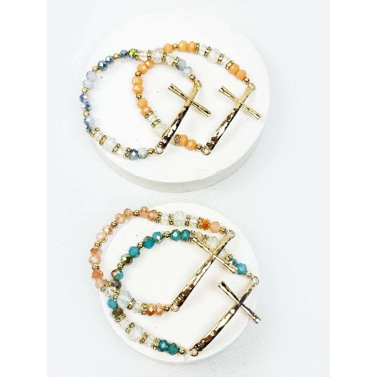 Hammered Cross Bead Stretch Bracelet: Mixed colors