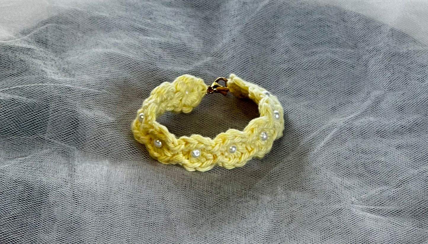 Crocheted Bracelet w/charm