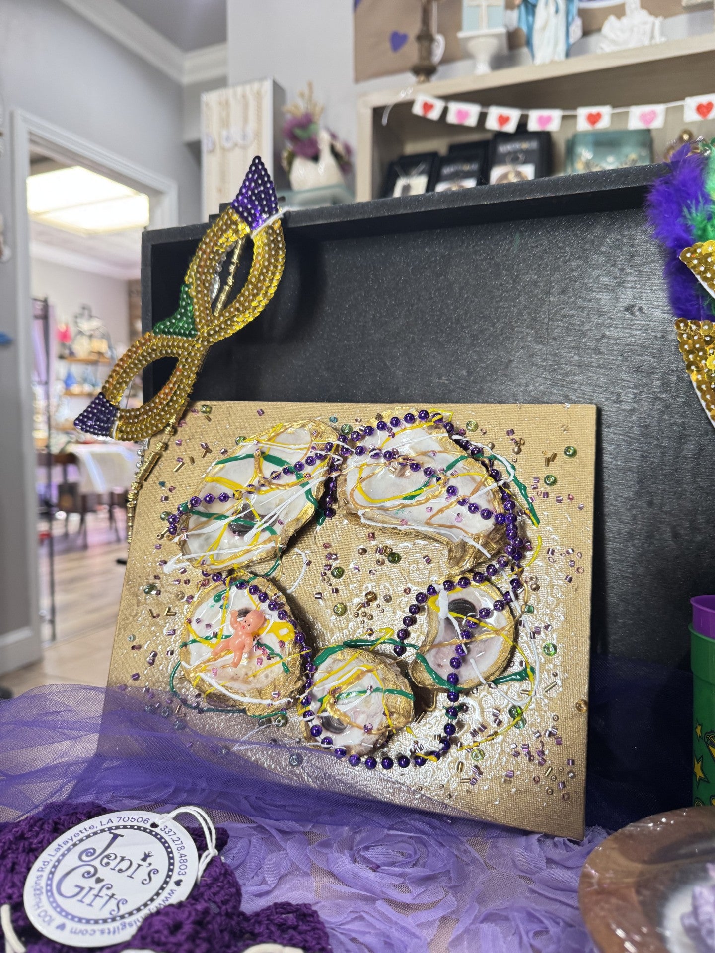 KingCake MardiGras Oyster shell wreath