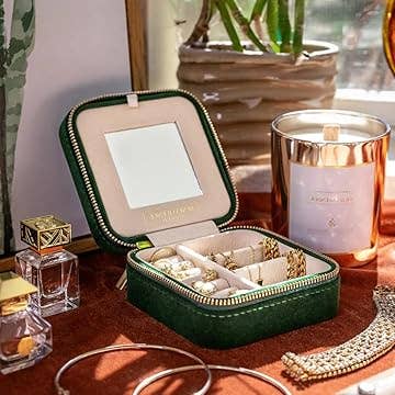 Pink Velvet Square Jewelry Box