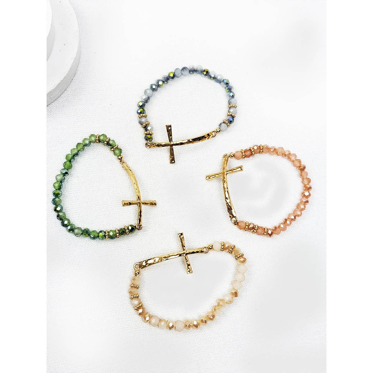 Hammered Cross Bead Stretch Bracelet: Mixed colors