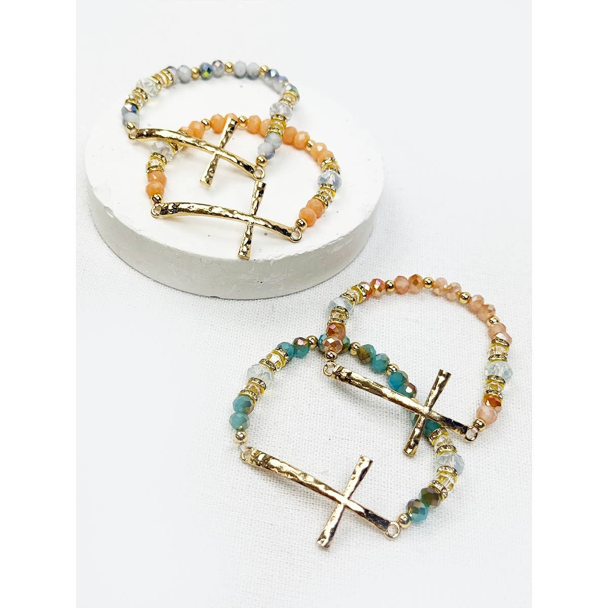 Hammered Cross Bead Stretch Bracelet: Mixed colors